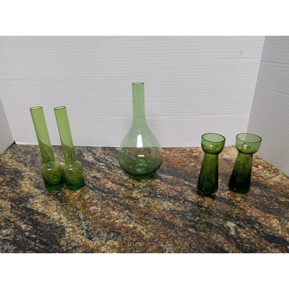 N/A small green